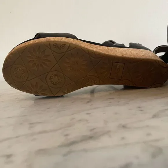 UGG Zoe Il Leather Wedge Cork Sandals sz 9 - Picture 6 of 9